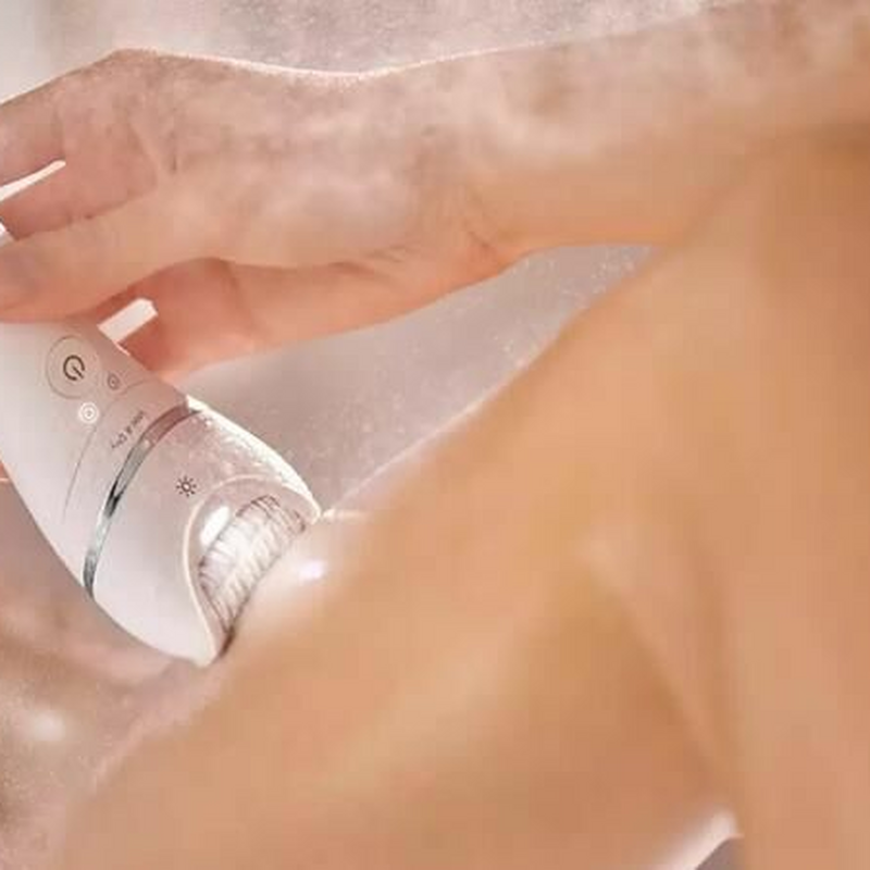 Depiladora Philips BRE710/00 – 32 pinzas cerámicas, Seco y húmedo, 40 min autonomía