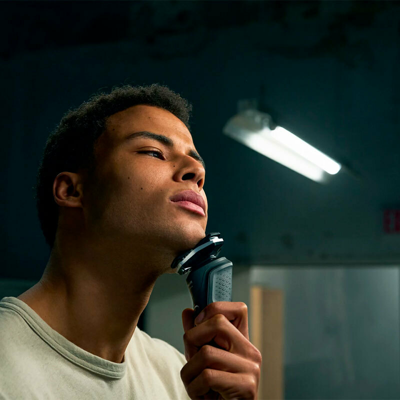 Afeitadora rotativa Philips Series 5000 S5898/35 – SkinIQ, cabezales 360°, 60 min batería