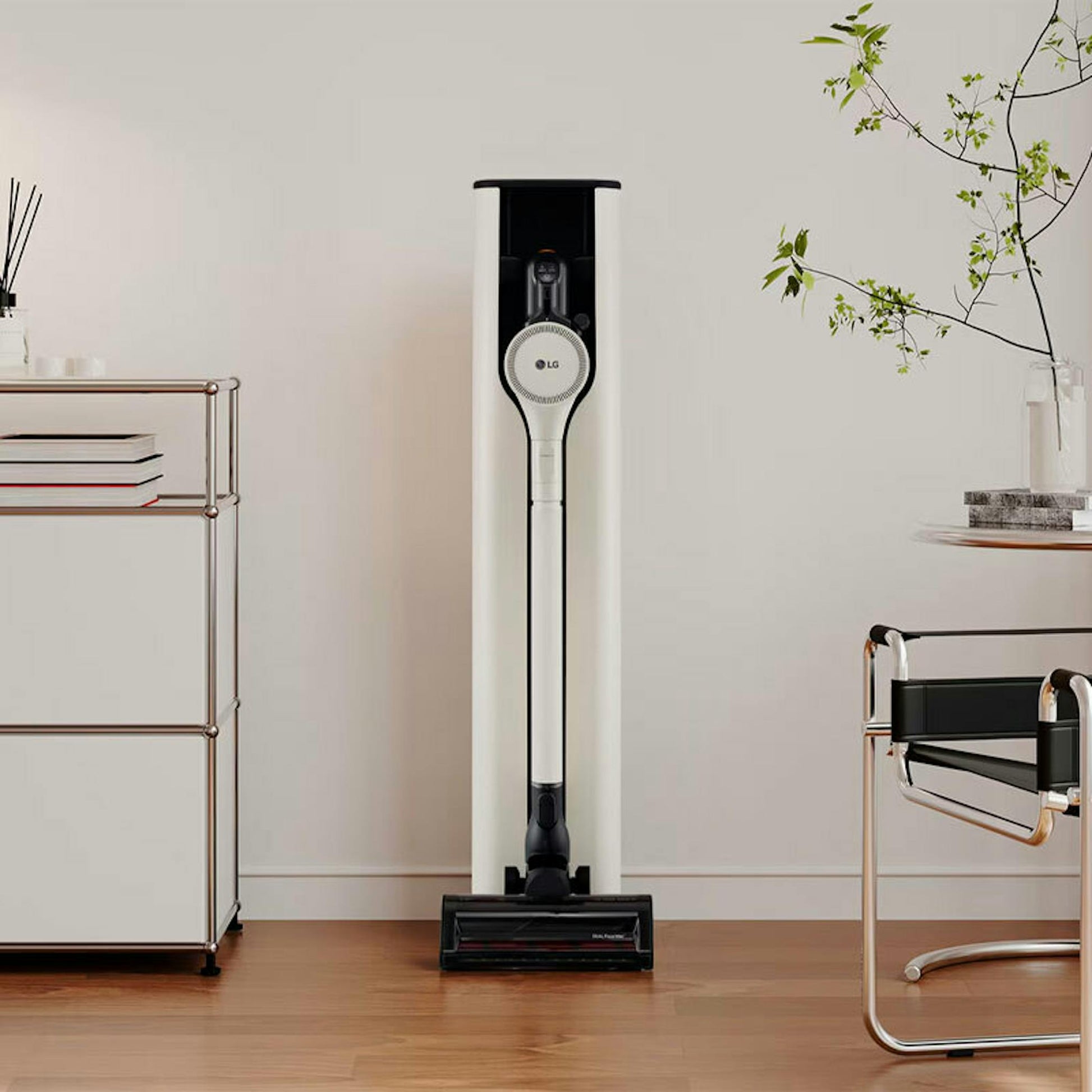 Aspirador escoba LG A9T-PRIME1C sin cable con base de autovaciado