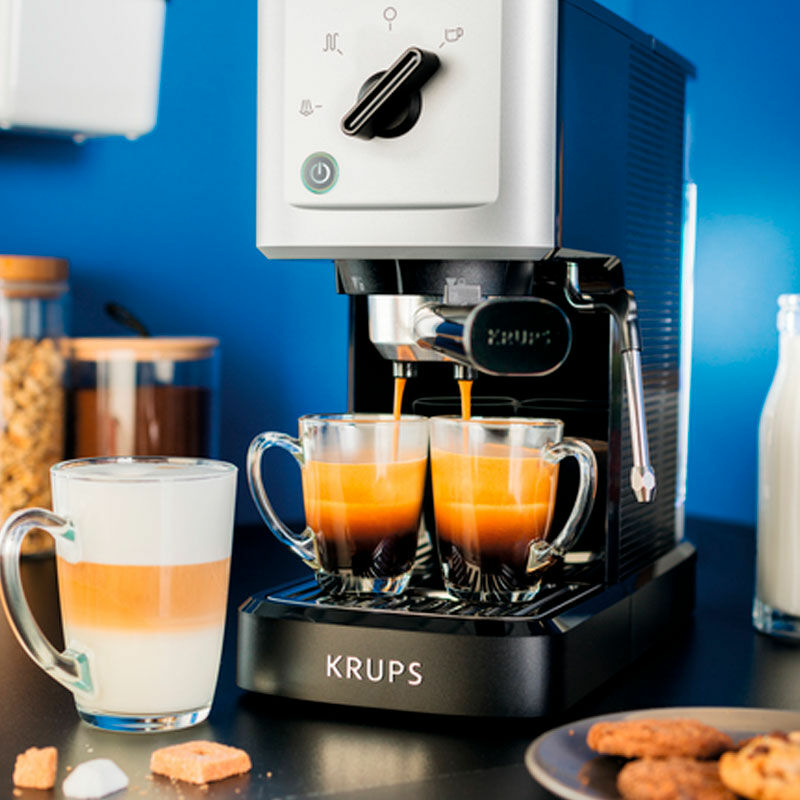 Cafetera express manual Krups Calvi XP344010 – 15 bar, precalentado 40 s, varilla de vapor