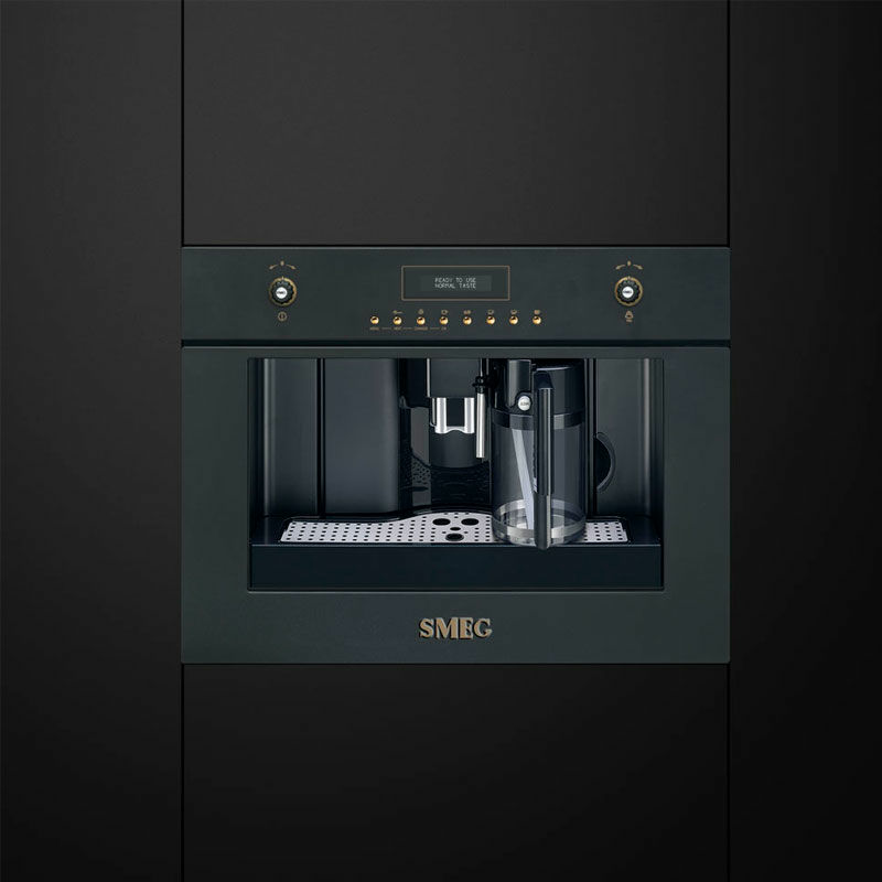 Cafetera integrable SMEG CMS8451A – Molinillo cónico, Espumado automático, Depósito 2,5 L