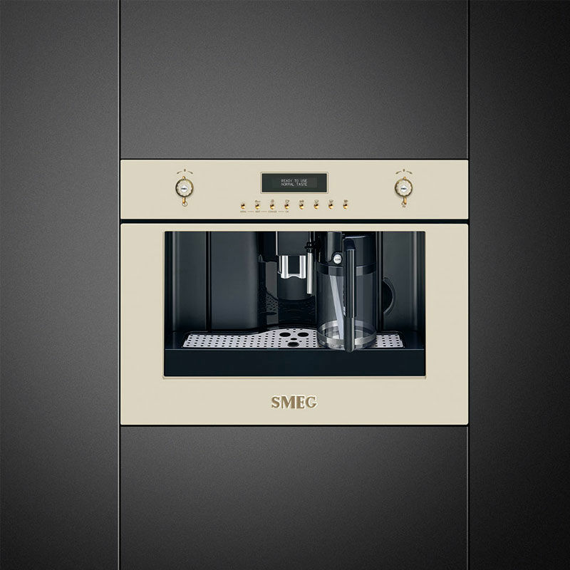 Cafetera superautomática Smeg CMS8451P – Molinillo cónico, Jarra de leche extraíble, Depósito 2,5 L