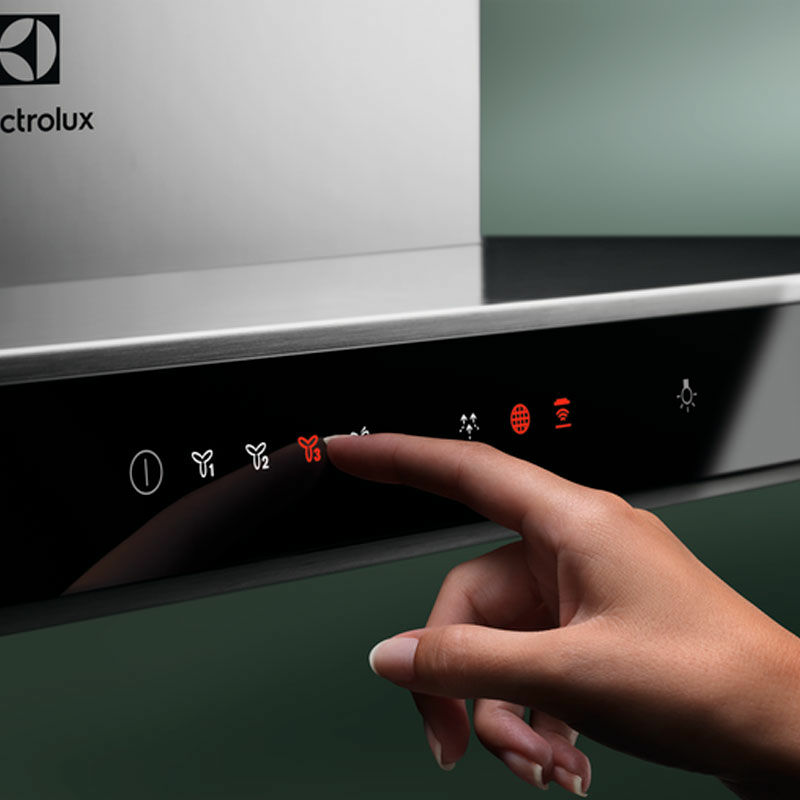 Campana decorativa de pared Electrolux LFT769X – 720 m³/h, Clase A, Control táctil