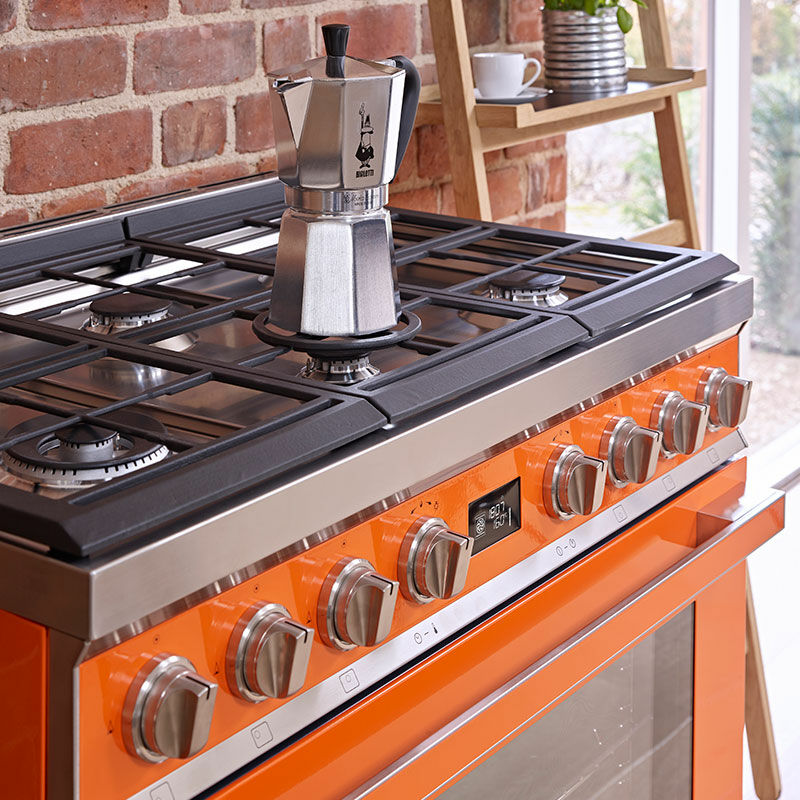 Cocina mixta Smeg Portofino CPF9GPOR – 90 cm, 6 quemadores, Horno 115 L pirolítico