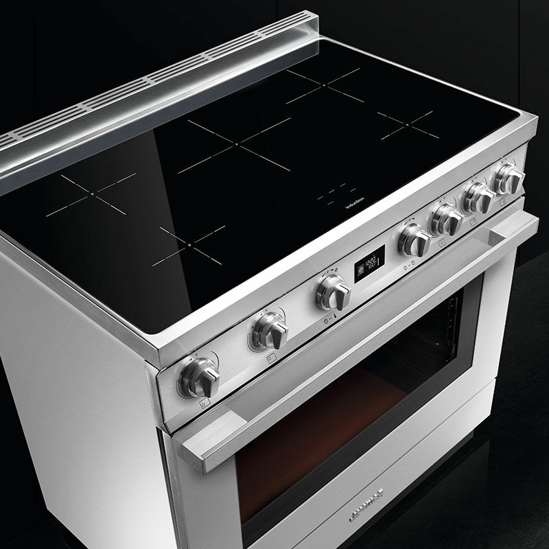 Cocina 90 cm Smeg CPF9IPX – Inducción 5 zonas, Horno 115 L pirolítico, A+ Inox