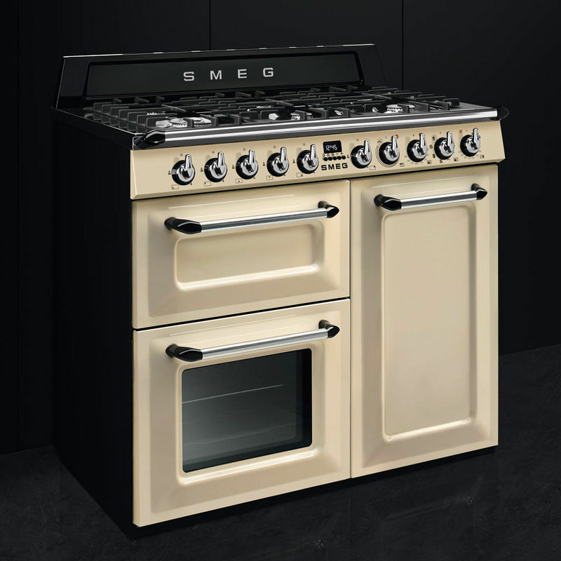 Cocina Smeg TR103P 100 cm – 6 quemadores, 3 hornos multifunción, limpieza por vapor