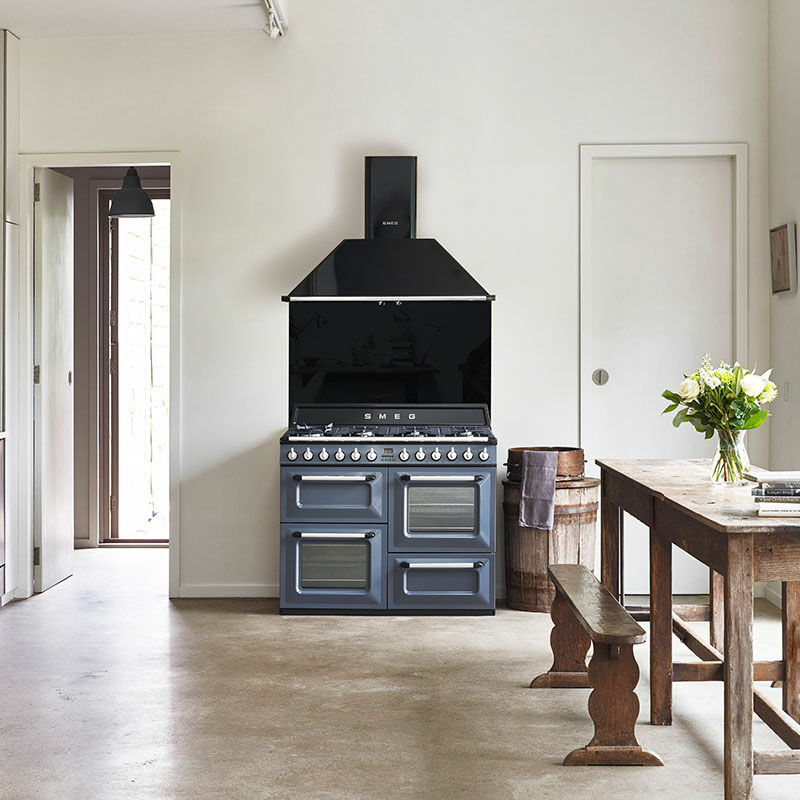Cocina mixta 110 cm Smeg TR4110GR – 7 quemadores, 3 hornos 61+61+36L, Clase A