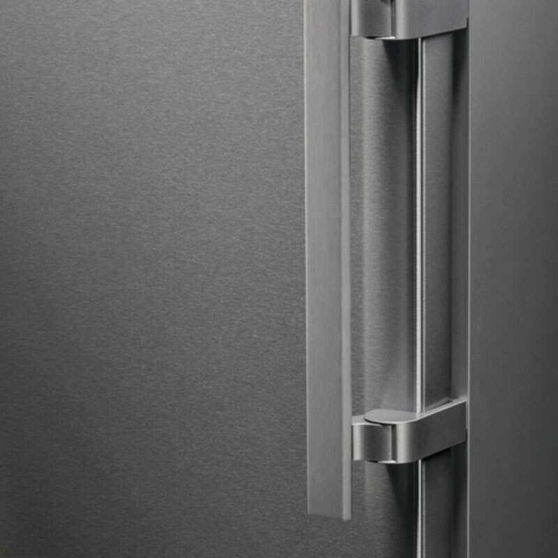 Congelador vertical AEG OAG7M281EX – 278 L, No Frost, Control táctil