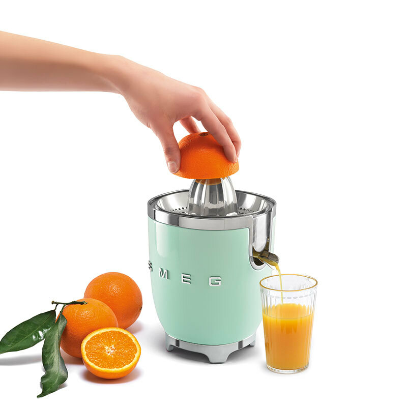 Exprimidor eléctrico Smeg CJF11PGEU – 70 W, Antigoteo, Piezas lavavajillas