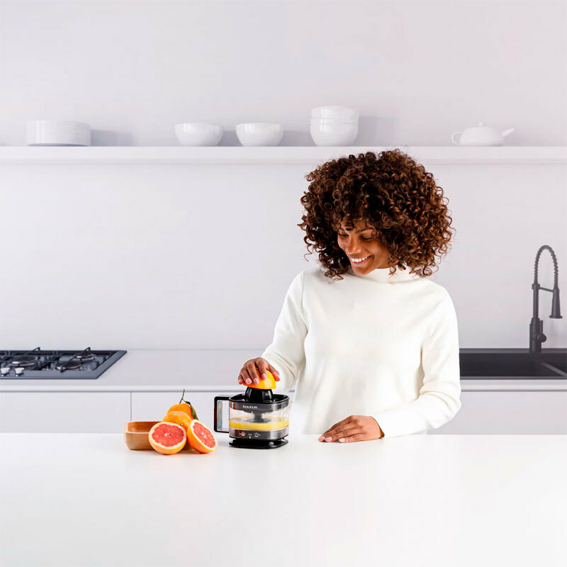 Exprimidor eléctrico Taurus TC-350 Nero – 0,35 L, 25 W, Regulador de pulpa