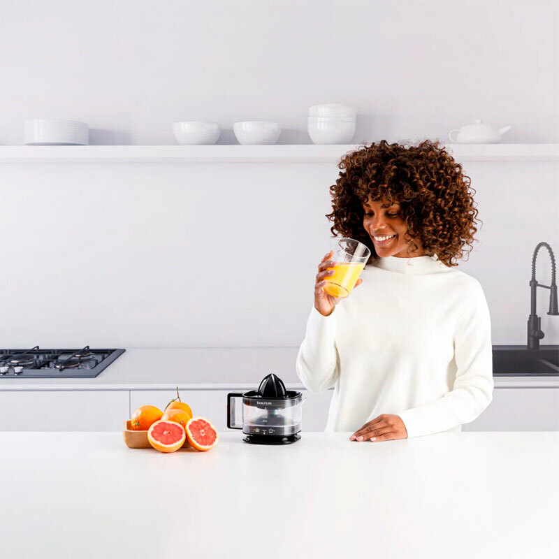 Exprimidor eléctrico Taurus TC-350 Nero – 0,35 L, 25 W, Regulador de pulpa