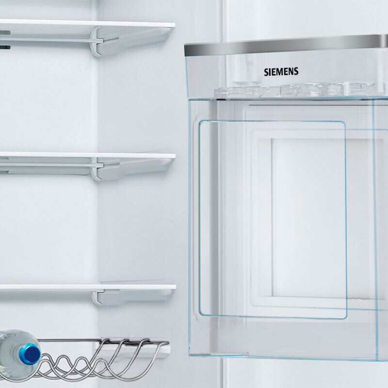 Frigorífico americano Siemens KA93GAIDP – 560 L, Total NoFrost, Dispensador de agua y hielo