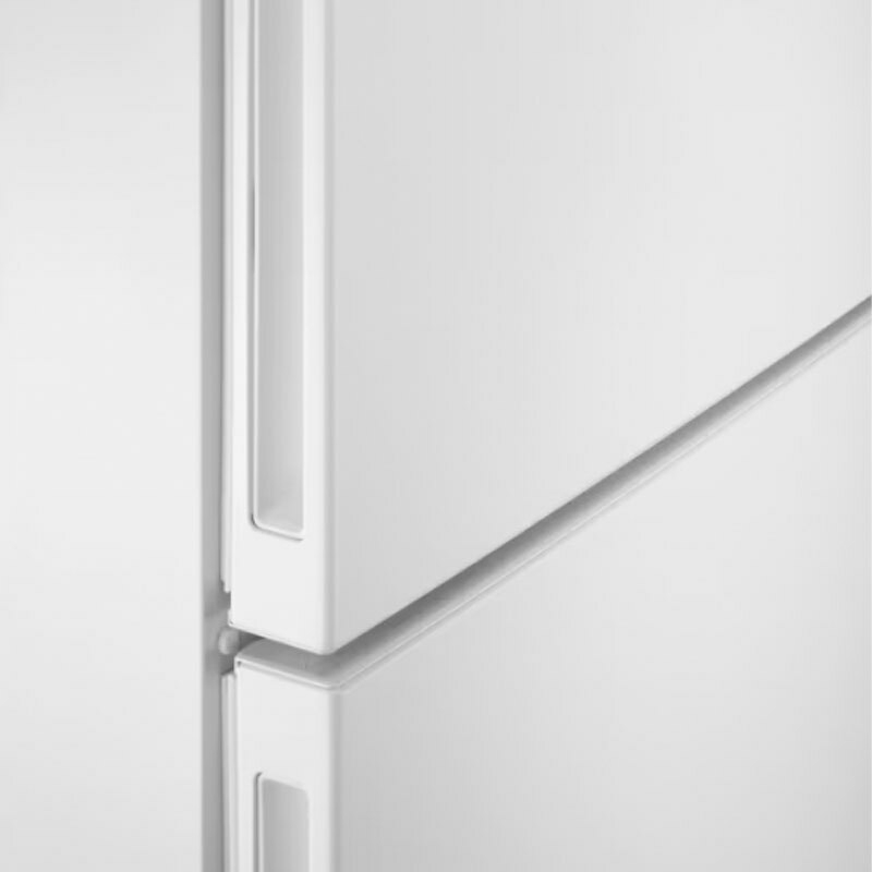 Frigorífico combi Electrolux LNT5ME32W1 – TwinTech Total No Frost, 330 L, Clase E