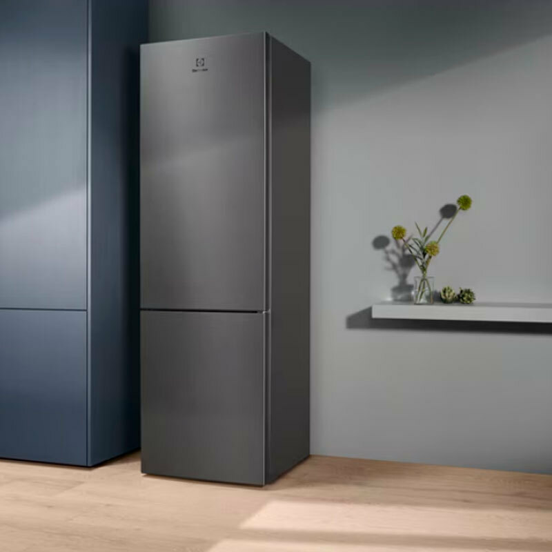 Frigorífico combi Electrolux LNT6ME36U – 366 L, Total No Frost, Inox