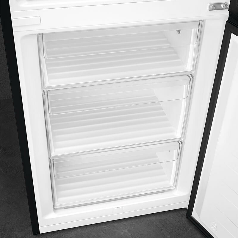 Frigorífico combi Smeg RC20KDND – 331 L, Total No Frost, Negro Inox Look