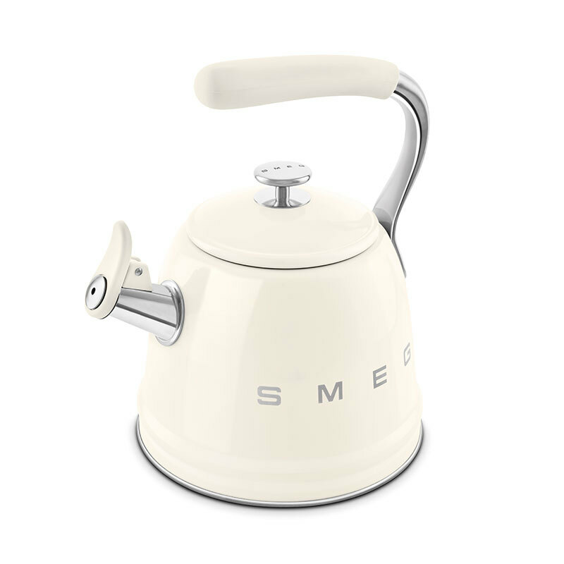 Hervidor silbante Smeg WKF01CR – 2,3 L, Acero inoxidable, Inducción
