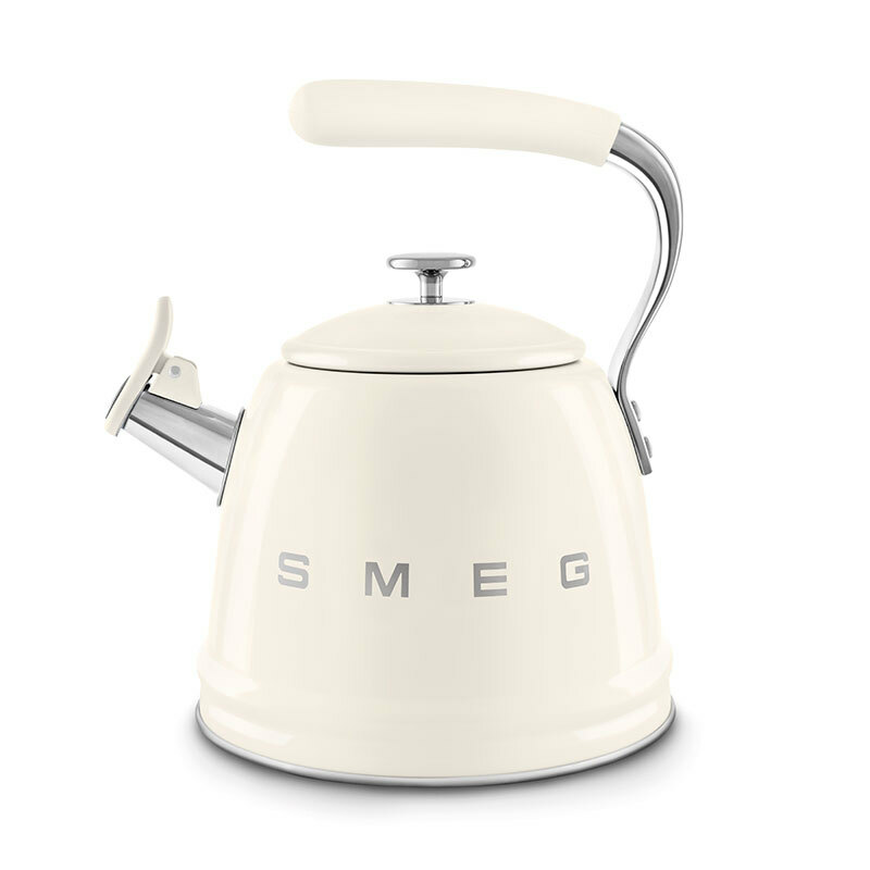 Hervidor silbante Smeg WKF01CR – 2,3 L, Acero inoxidable, Inducción