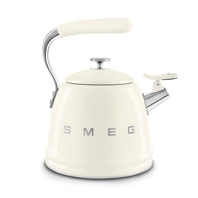 Hervidor silbante Smeg WKF01CR – 2,3 L, Acero inoxidable, Inducción
