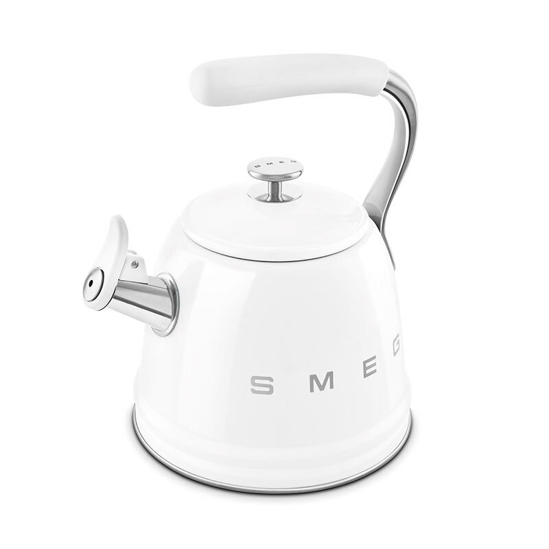 Hervidor silbante Smeg WKF01WH – 2,3 L, Blanco, Compatible con inducción