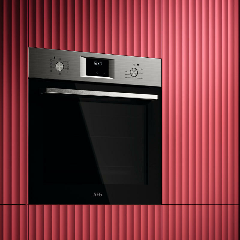 Horno integrable AEG OU5AB21FSM – 72 L, 9 funciones, AquaClean