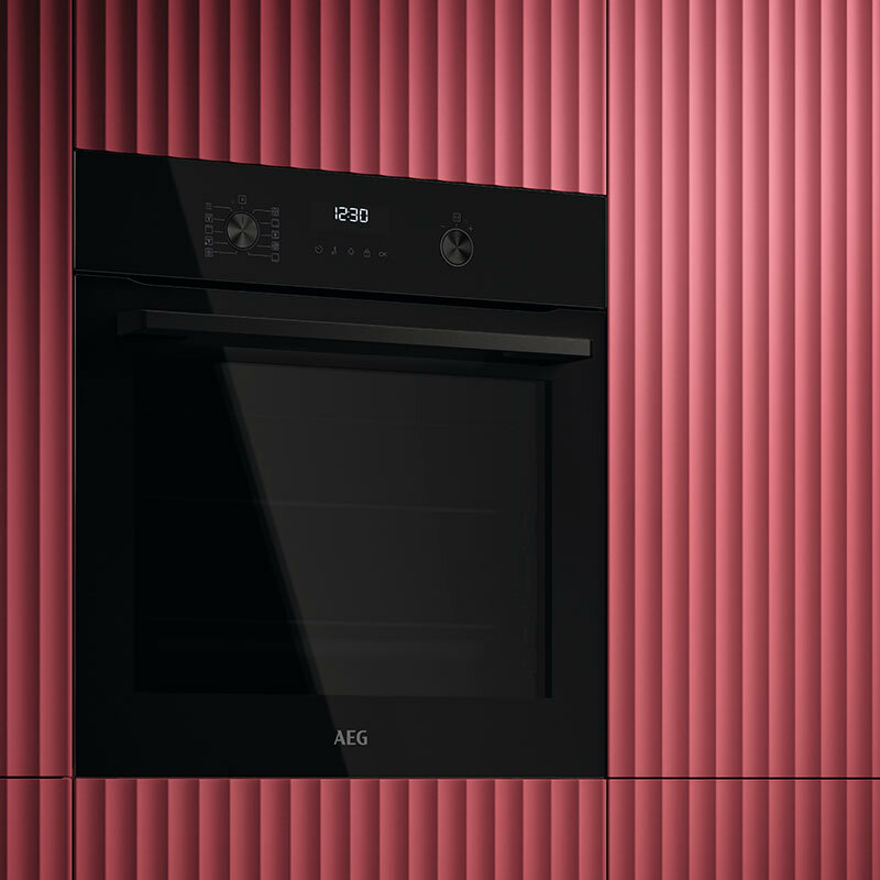 Horno pirolítico AEG OU5PB40NSK – 72 L, A++, 9 funciones