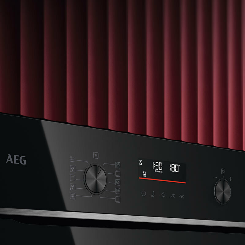 Horno de vapor AEG TR6PB531SB – 72 L, SteamCrisp, Pirolítico