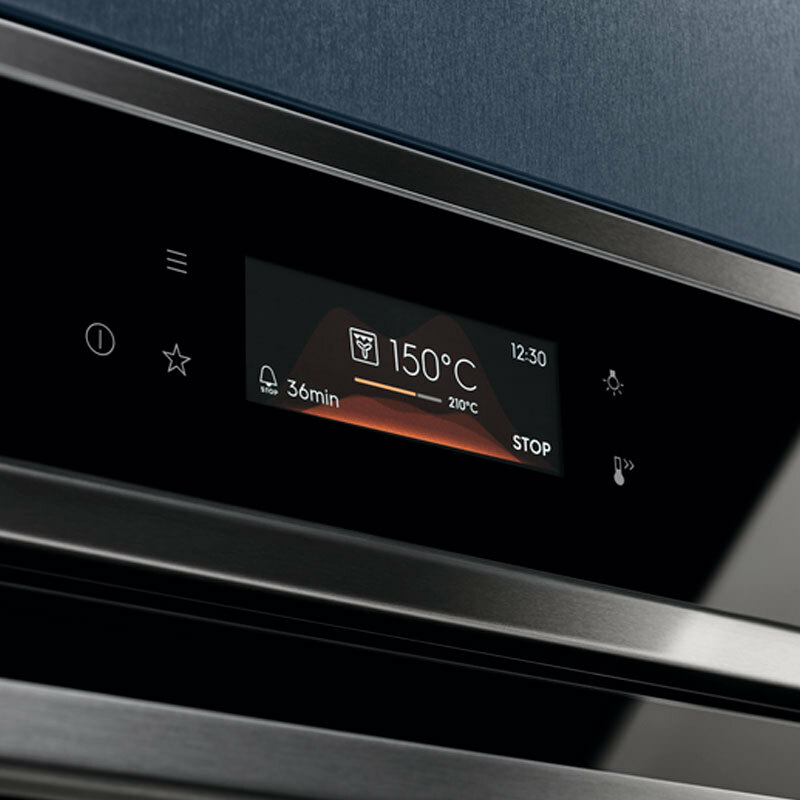 Horno de vapor Electrolux EOB8S39X – SteamPro, 70 L, A++