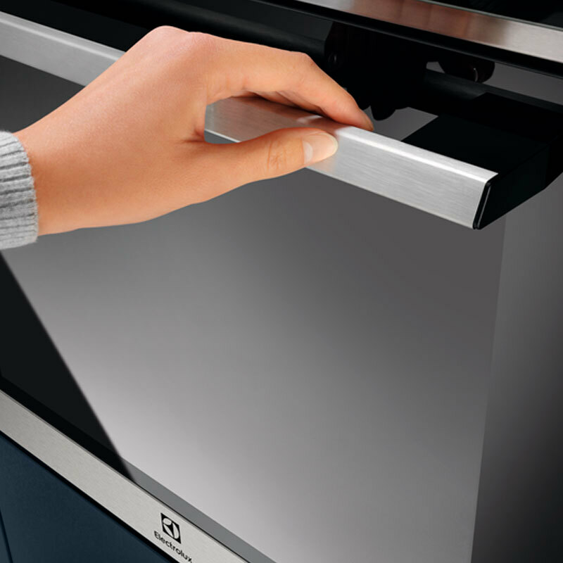 Horno de vapor Electrolux EOB8S39X – SteamPro, 70 L, A++