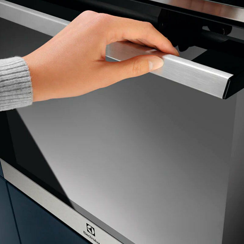 Horno pirolítico integrable Electrolux EOF6P77X – 72 L, Display táctil, Clase A+