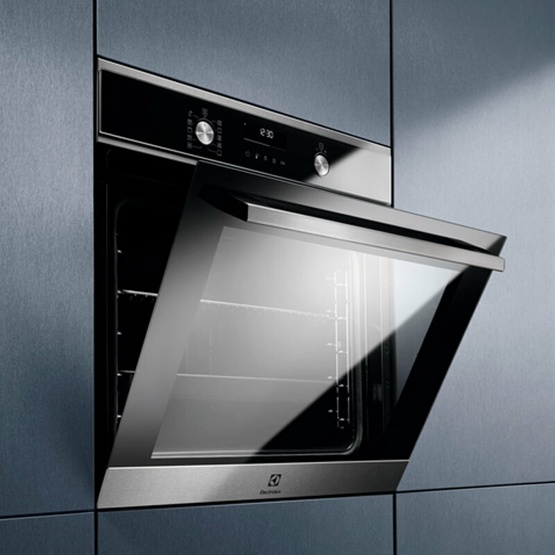 Horno pirolítico integrable Electrolux EOF6P77X – 72 L, Display táctil, Clase A+