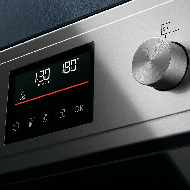 Horno pirolítico integrable Electrolux EOH4P56BX – 65 L, 9 funciones, inox antihuellas