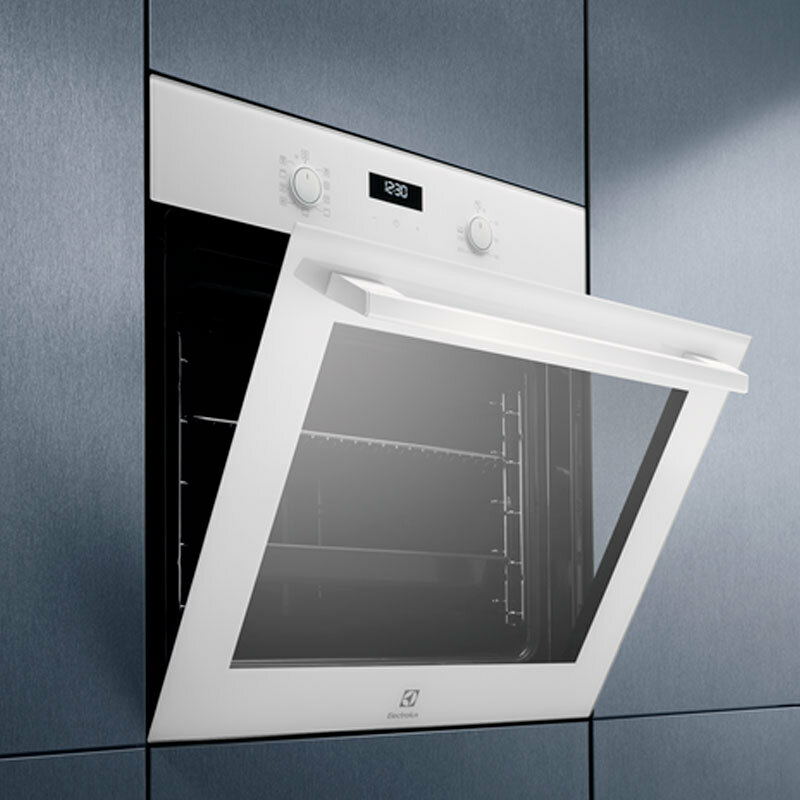 Horno multifunción integrable Electrolux OEF5H50V – 72 L, AquaClean, Clase A