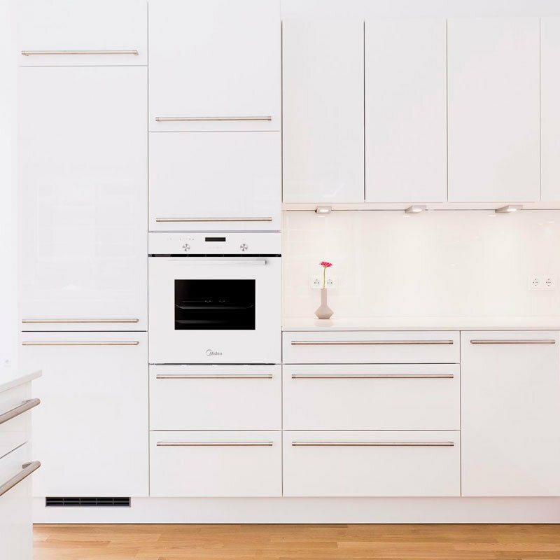 Horno multifunción integrable Midea MBON5M90E5-WH – 70 L, Clase A, Panel táctil y mandos escamoteables