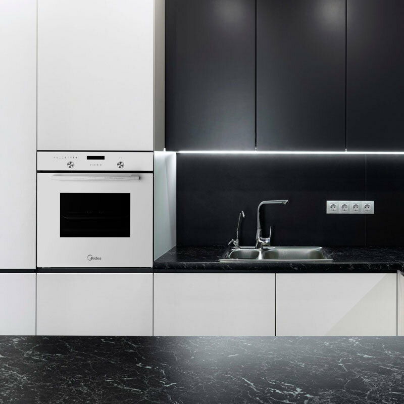 Horno multifunción integrable Midea MBON5M90E5-WH – 70 L, Clase A, Panel táctil y mandos escamoteables