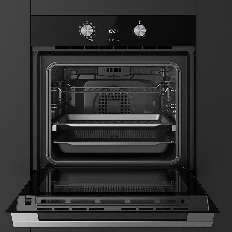 Horno multifunción integrable Teka HLB 8406 P – Pirolítico, AirFry, 71 L