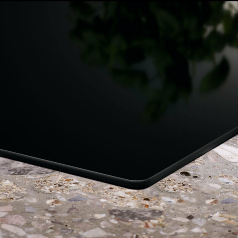 Placa de inducción Electrolux LIT6340CK – Zona triple XL 32 cm, PowerBoost 3,6 kW, Cristal negro sin marco