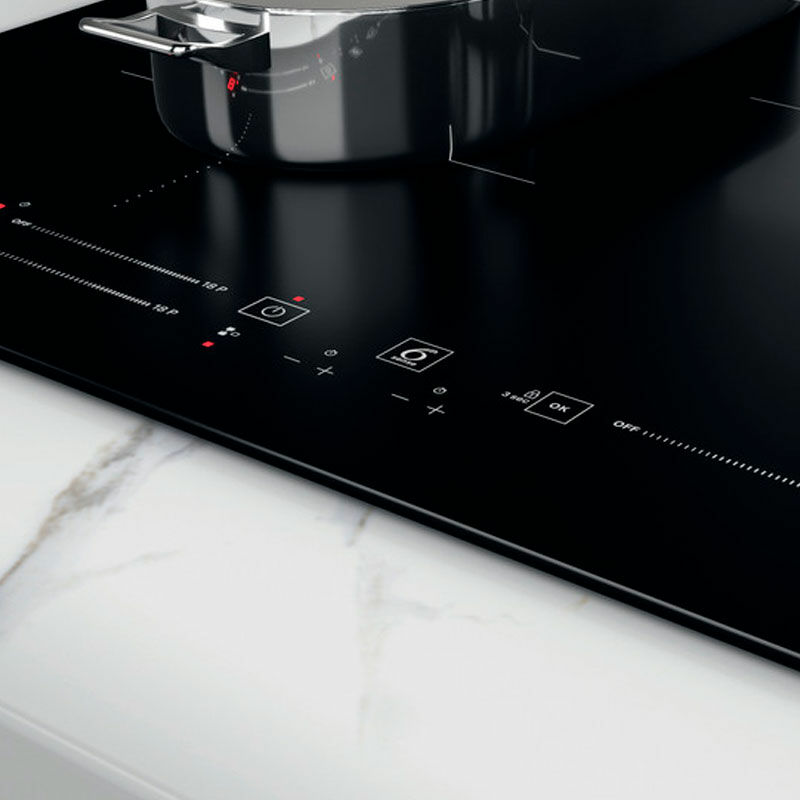 Placa de inducción Whirlpool WBS5560NE – 3 zonas (30 cm), 7200 W, Control táctil