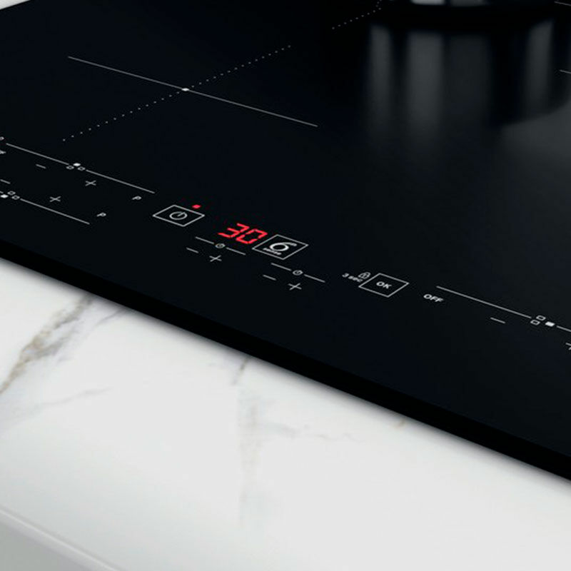 Placa de inducción Whirlpool WSB2360BF – 3 zonas, 7200 W, Booster