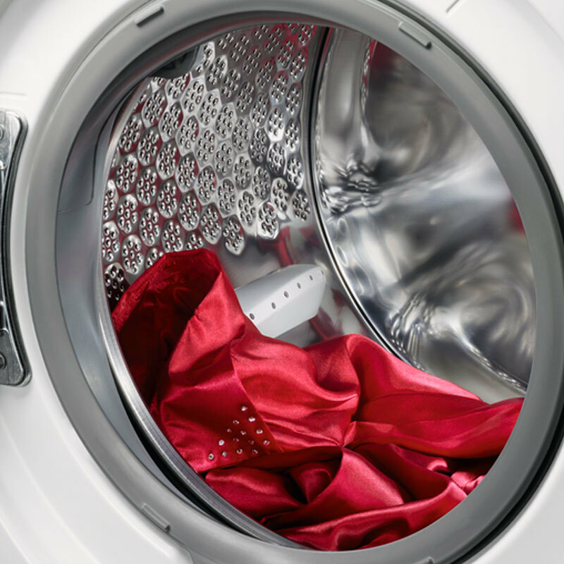 Lavadora AEG L7FEE842S – 8 kg, 1.400 rpm, ProSteam