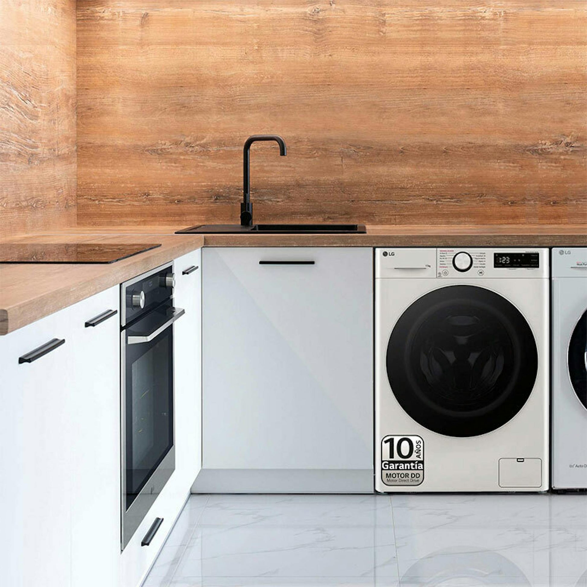 Lavadora LG F4WR6011A0W blanca de carga frontal en cocina