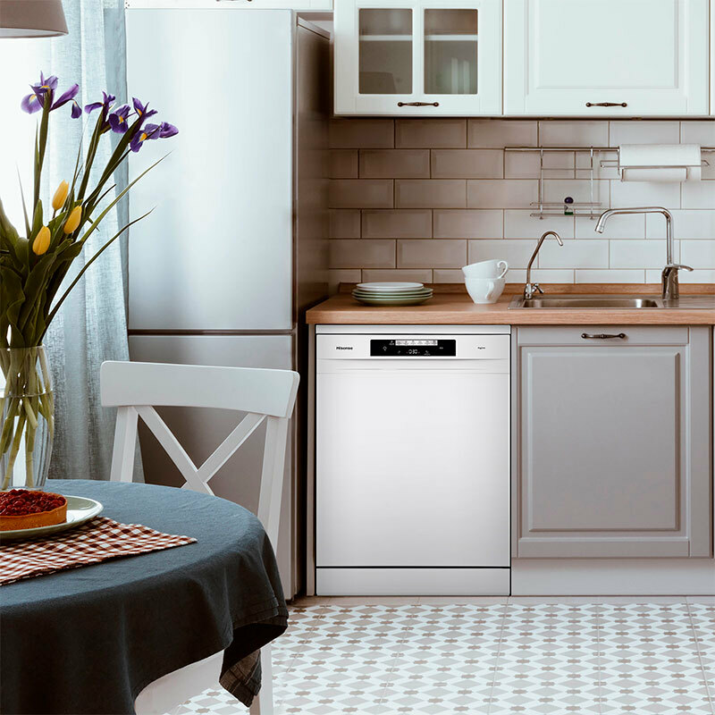 Lavavajillas 60 cm Hisense HS642C60W – 14 servicios, Apertura automática, Clase C