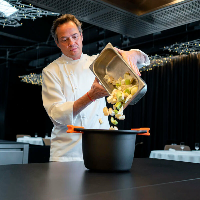 Olla alta Bra Efficient – 4,1 L, Antiadherente Teflon, Apta inducción