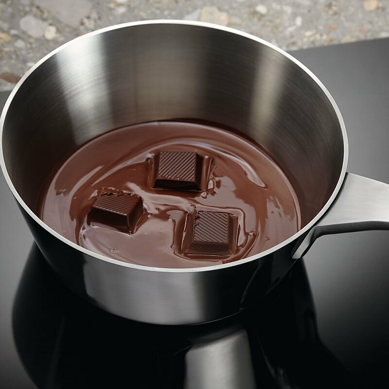 Placa de inducción Electrolux EIV633 – 3 zonas, Zona 28 cm, PowerBoost