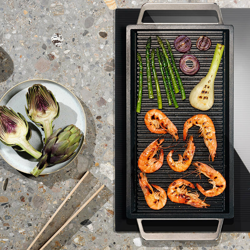 Placa de inducción Electrolux LIV63340CK – 60 cm, Zona flexible 28 cm, PowerBoost