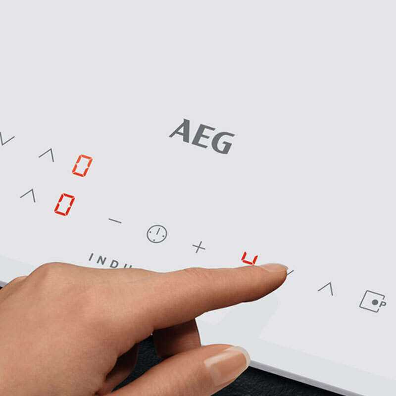 Placa de inducción AEG IKB63300FW – 60 cm, 3 zonas, PowerBoost