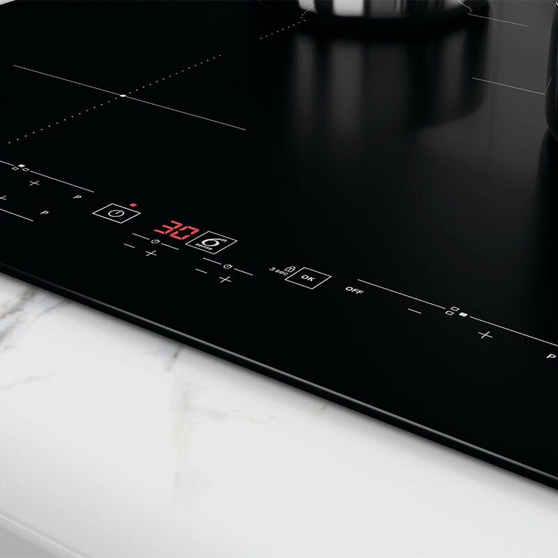 Placa de inducción Whirlpool WSB7560NE – 7.200 W, zona 28 cm, control táctil