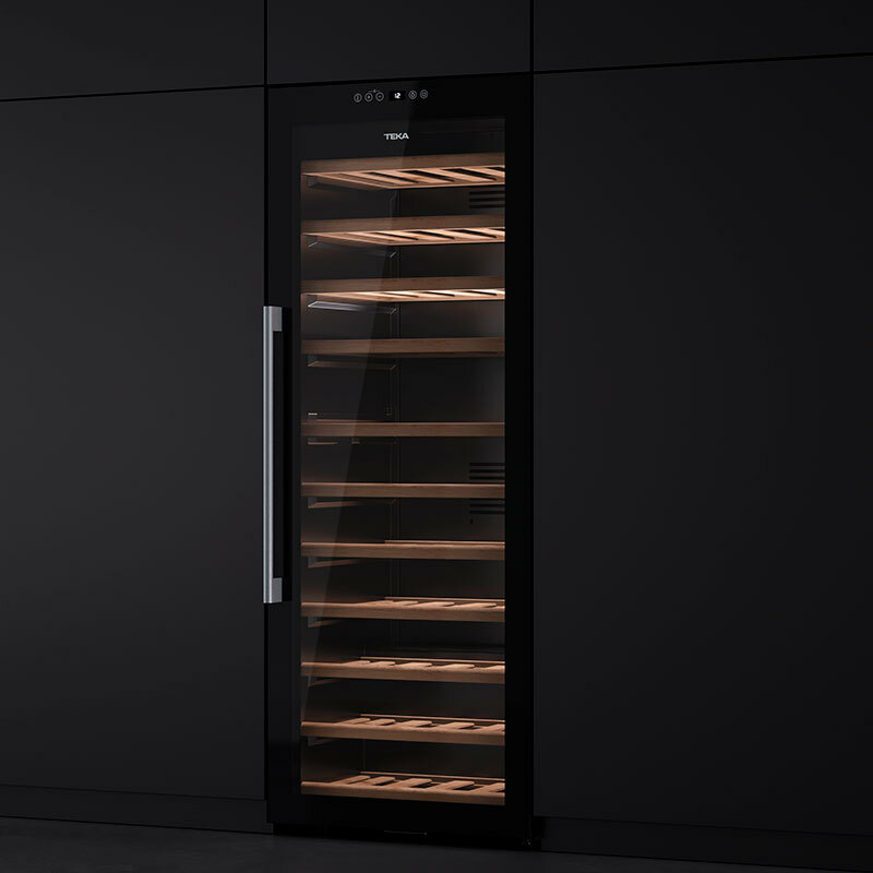 Vinoteca independiente Teka Sommelier RVF 10051 GBK – 51 botellas, control táctil, protección UV