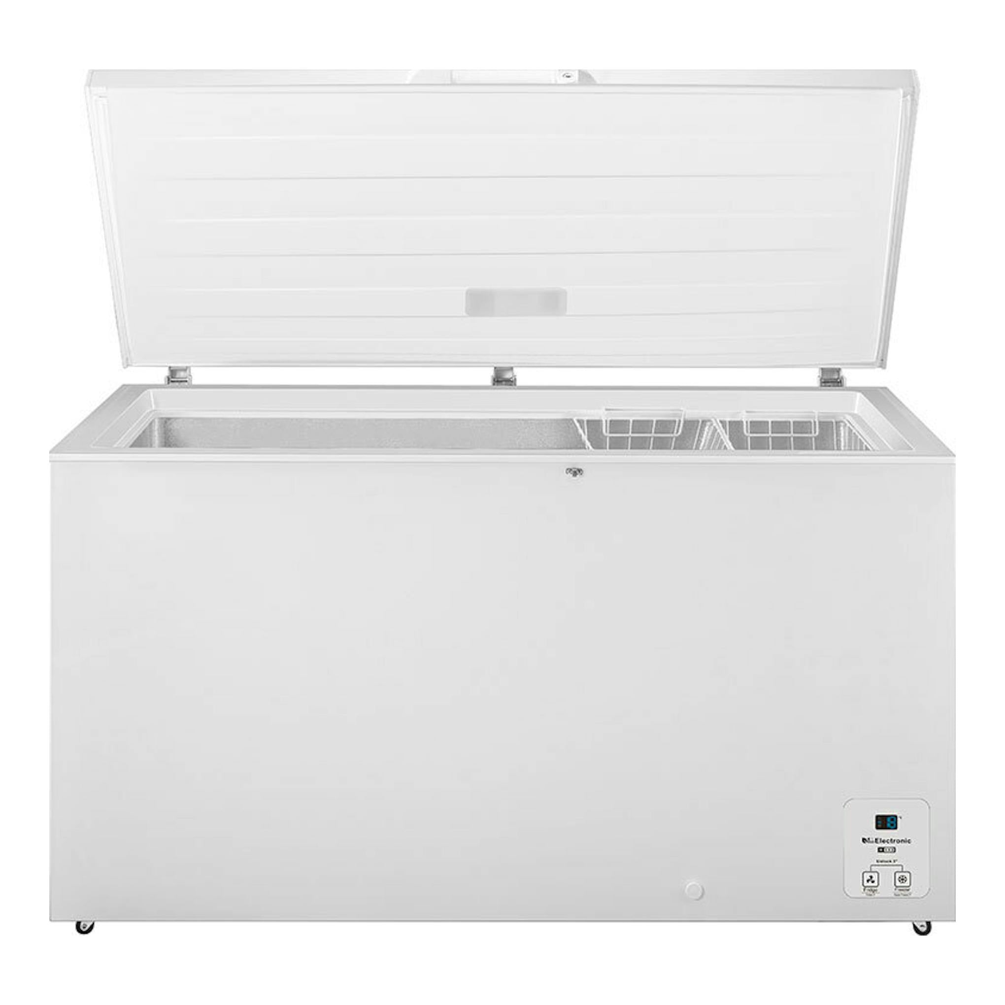 Arcón congelador Hisense FT546D4AWLYE blanco, vista frontal, tapa superior abierta.