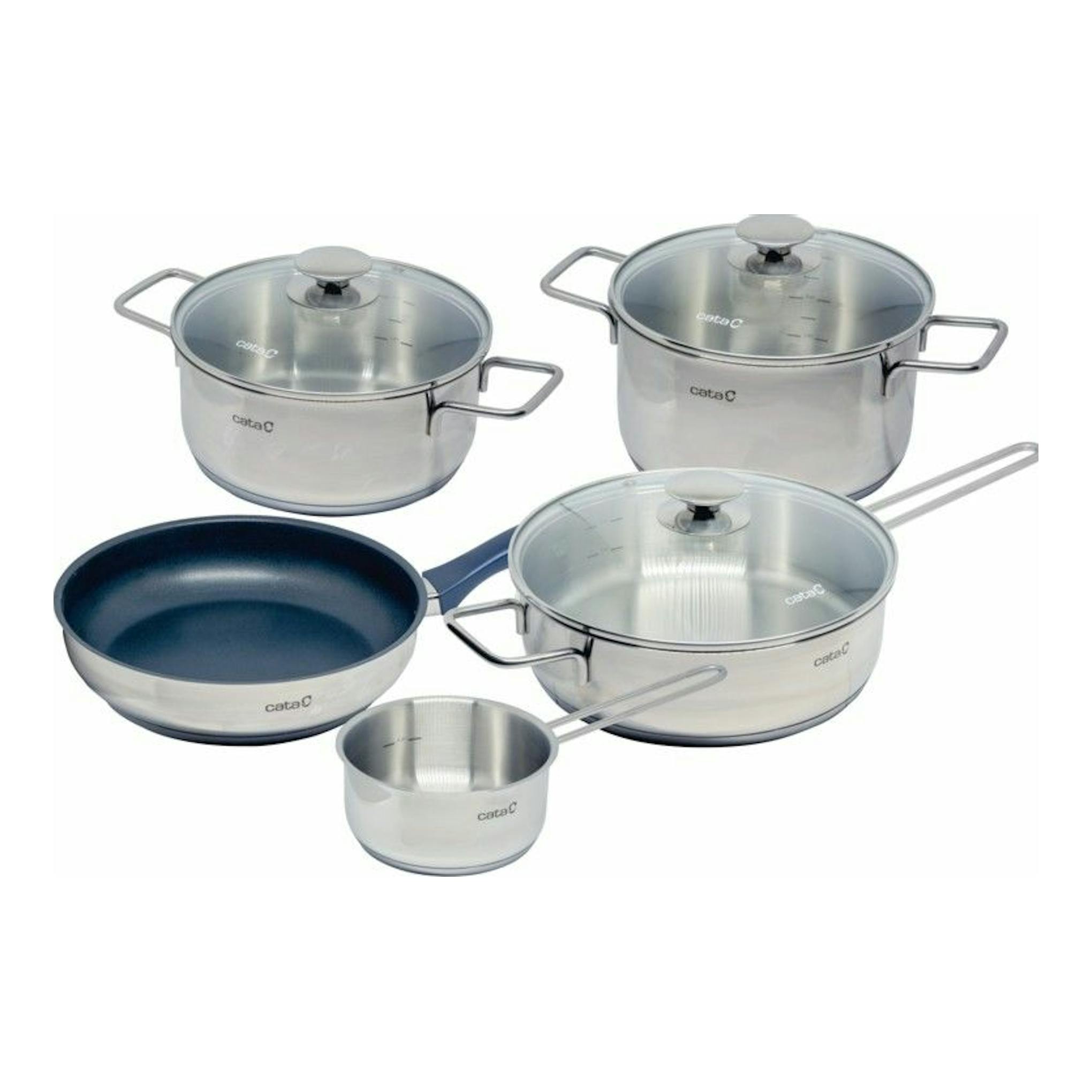 Batería de cocina Cata New York de 5 piezas en acero inoxidable, vista frontal, con ollas, sartén azul y cazo.