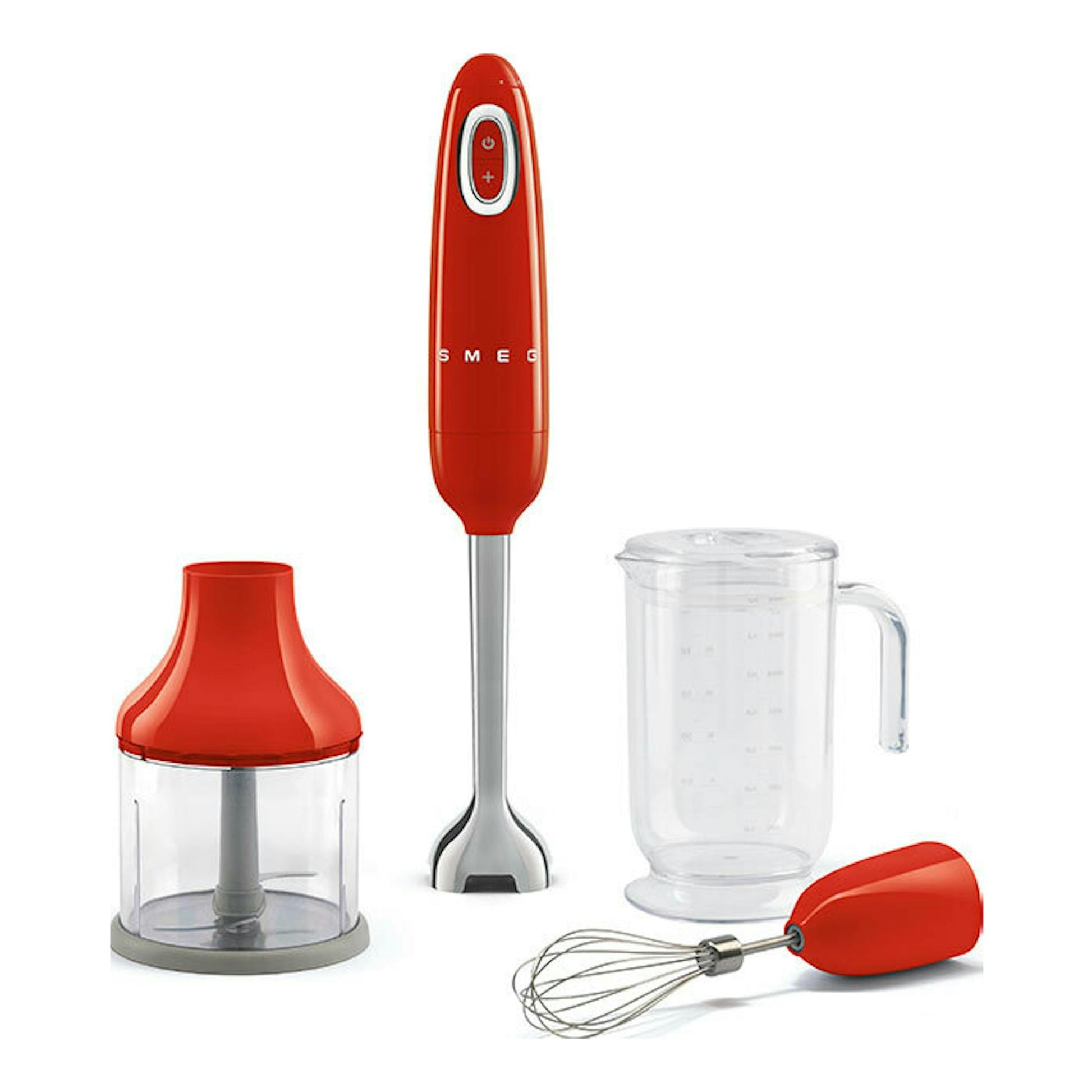 Batidora de mano Smeg HBF03RDEU roja con picadora, vaso medidor y varilla sobre fondo blanco